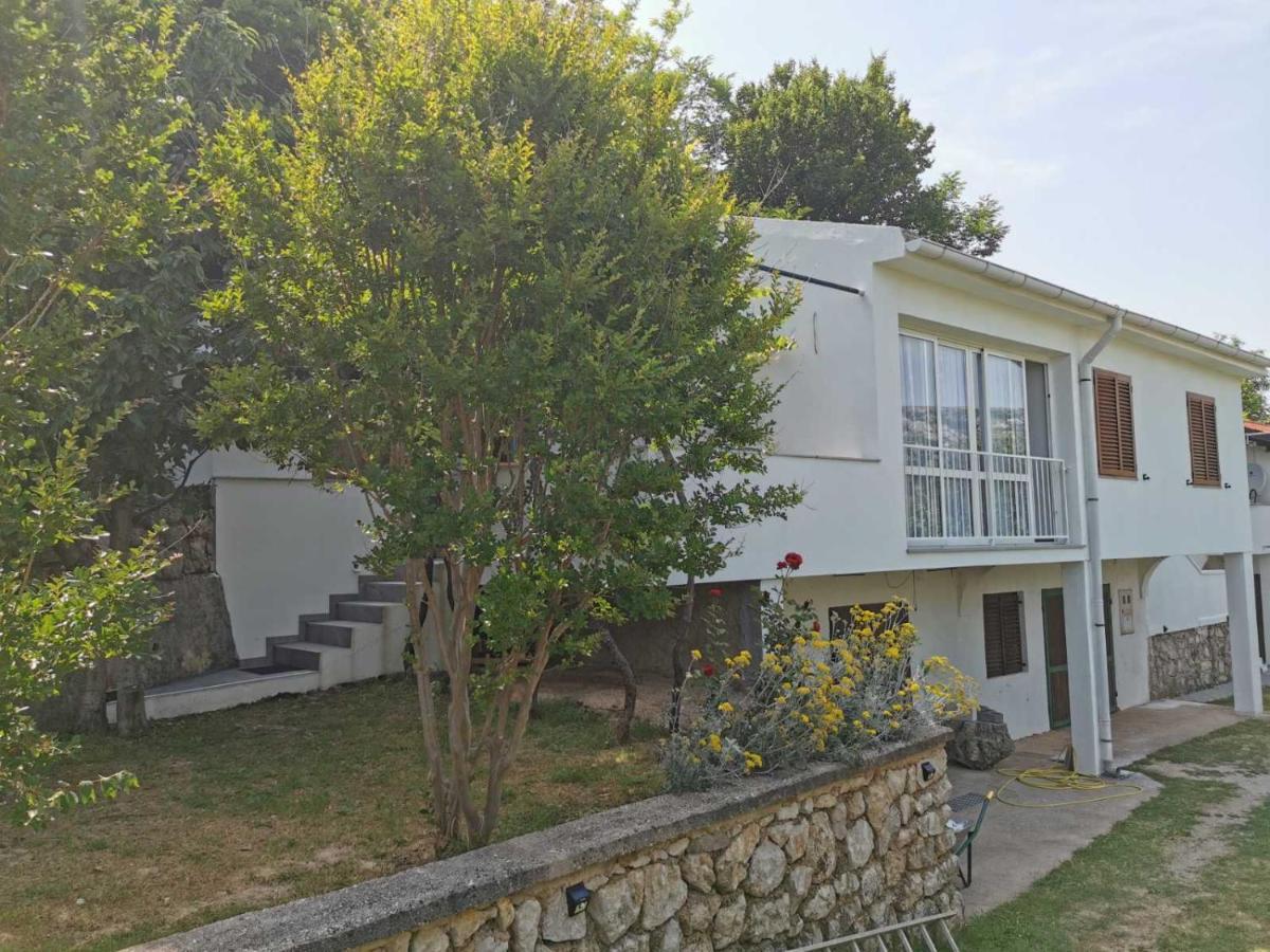 Apartments Juranic I Baška Buitenkant foto