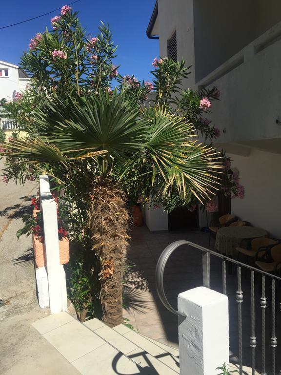 Apartments Juranic I Baška Buitenkant foto